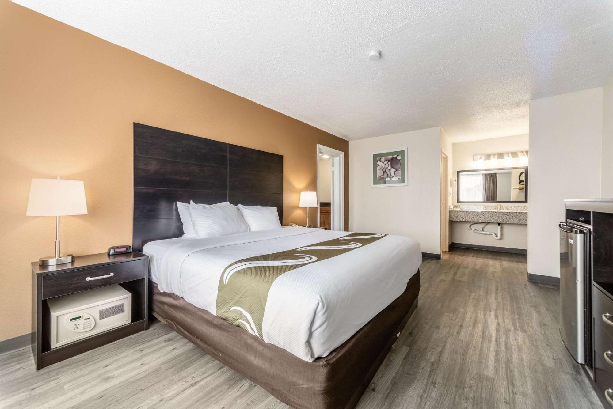 Quality Inn & Suites Vandalia Near I-70 And Hwy 51 Экстерьер фото