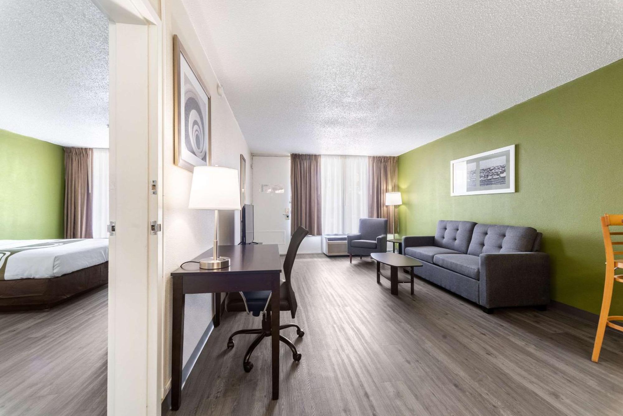 Quality Inn & Suites Vandalia Near I-70 And Hwy 51 Экстерьер фото